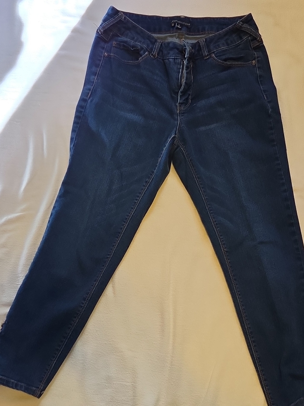 Signature Studio Women's Blue Denim Capri Jeans Lace-Up Ankle 5-Pocket Zip